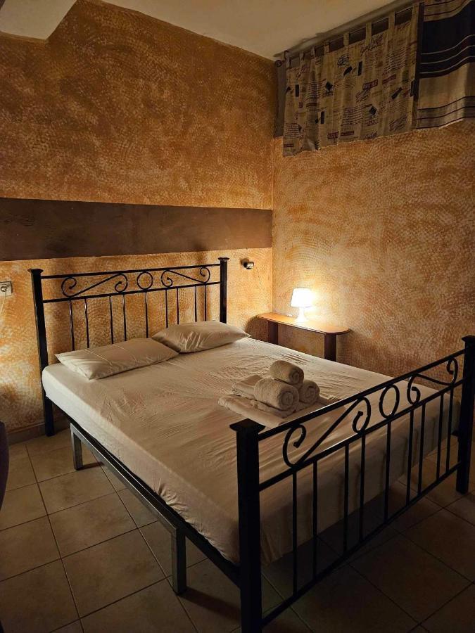 George'S Guest House Chania  ภายนอก รูปภาพ
